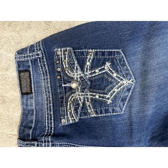 Vtg Earl Jeans Y2K medium wash rhinestone embellished denim capris Size 8 - Picture 7 of 8